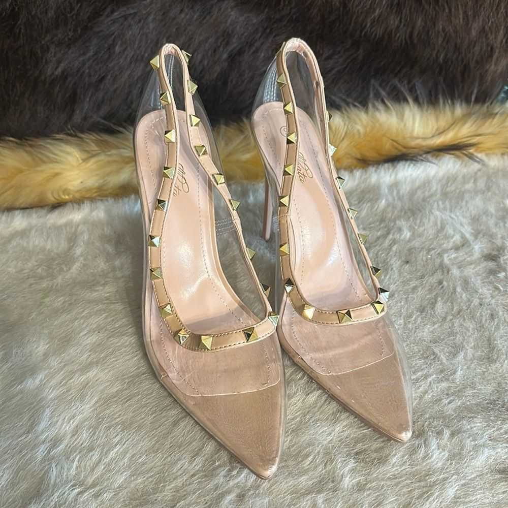 Mata heeled shoes 9 NWOT (7006)